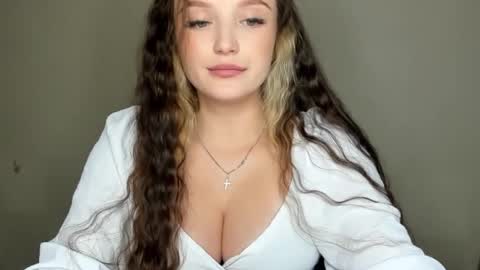 Eva online show from November 2025 01:24:03 PM