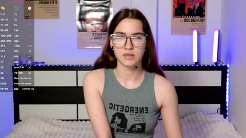 Snapshot of evaandluna chatting on June 2026 12:01:02 AM Eva online show from June 2026 12:01:02 AM
