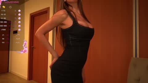 Snapshot of evaangelina_ chatting on September 2025 11:48:02 PM Eva online show from September 2025 11:48:02 PM