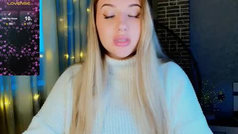 Eva  online show from November 2025 02:32:02 AM