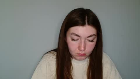 Snapshot of evachaturbatte chatting on April 2026 04:39:01 AM Evachaturbatte online show from April 2026 04:39:01 AM