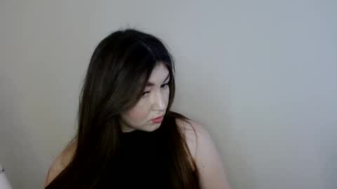 Snapshot of evachaturbatte chatting on June 2026 12:33:01 PM Evachaturbatte online show from June 2026 12:33:01 PM