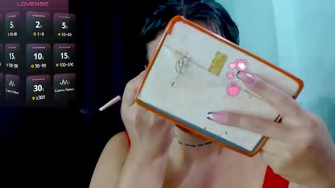 Snapshot of evah_lee chatting on April 2026 02:49:02 AM Evah Lee online show from April 2026 02:49:02 AM