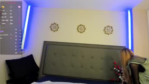 Snapshot of evaloviaa_ chatting on May 2026 01:07:01 PM Eva online show from May 2026 01:07:01 PM