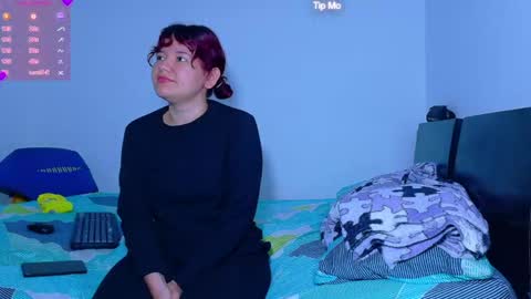 Snapshot of evaluna_02 chatting on June 2026 11:44:02 AM evaluna_02 online show from June 2026 11:44:02 AM