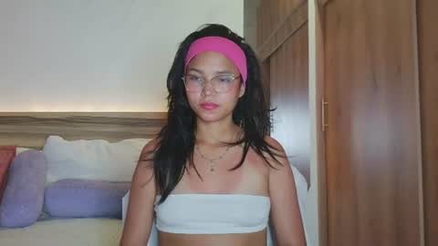 Snapshot of evalune_ chatting on June 2026 10:12:02 PM . online show from June 2026 10:12:02 PM