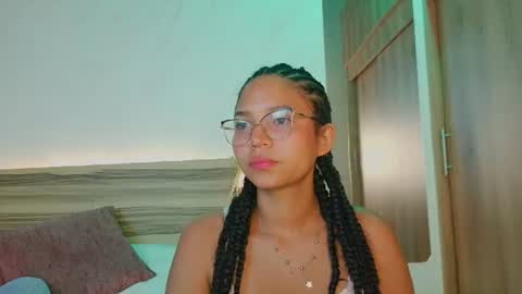 Snapshot of evalune_ chatting on July 2026 02:27:01 AM . online show from July 2026 02:27:01 AM