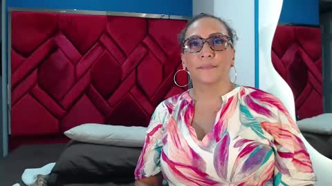 Eva Mills online show from February 2025 07:52:02 PM