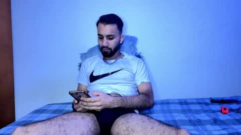 evan57036 online show from February 2025 04:40:02 AM