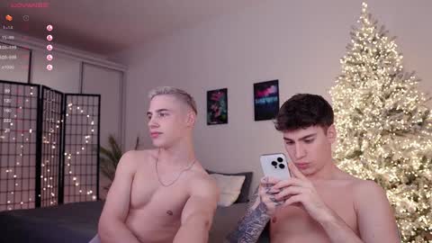 Snapshot of evan_white_ chatting on December 2024 04:10:01 PM evan_white_ online show from December 2024 04:10:01 PM