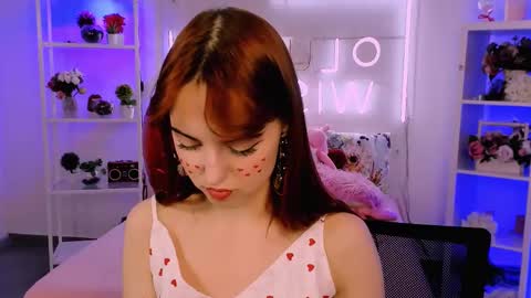 Eva  online show from February 2025 05:46:02 PM