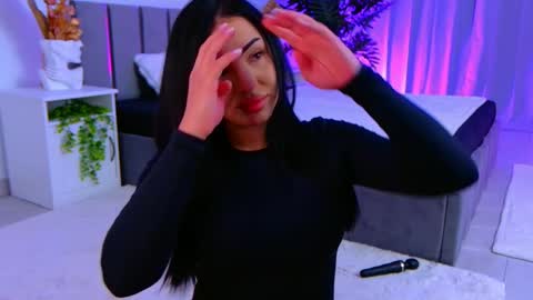 Snapshot of evanew_ chatting on April 2026 04:34:01 PM Eva online show from April 2026 04:34:01 PM