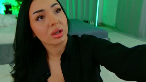 Snapshot of evanew_ chatting on May 2026 06:39:01 PM Eva online show from May 2026 06:39:01 PM