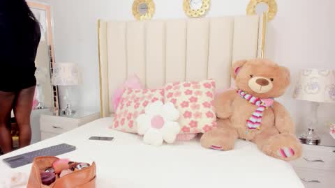 evangelin_ts online show from January 2026 01:37:02 PM