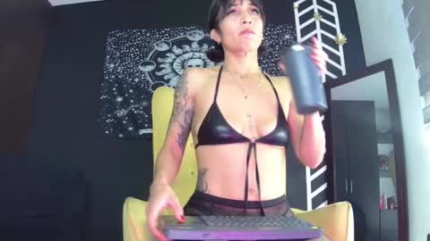  Eva online show from December 2025 07:22:01 PM