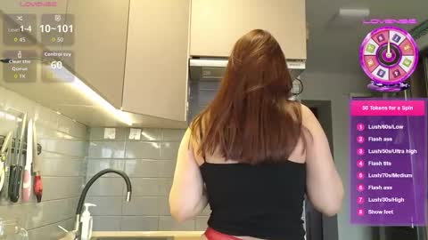 Snapshot of evangelinfox chatting on February 2026 10:38:01 AM EvangelinFox online show from February 2026 10:38:01 AM