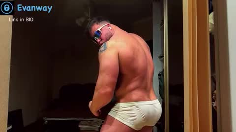 EvanHOTi online show from February 2026 03:26:01 AM