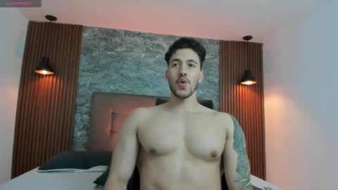 Snapshot of evans_opry1 chatting on October 2025 08:29:02 PM E V A N S online show from October 2025 08:29:02 PM