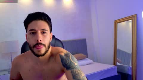 Snapshot of evans_opry1 chatting on March 2026 11:44:01 PM E V A N S online show from March 2026 11:44:01 PM