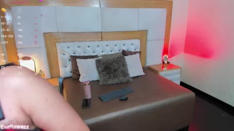 Eva Rmirezz online show from March 2026 12:31:02 PM