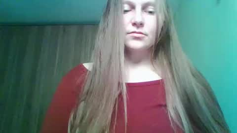 Snapshot of evasapples2026 chatting on May 2026 03:28:01 PM evasapples2026 online show from May 2026 03:28:01 PM
