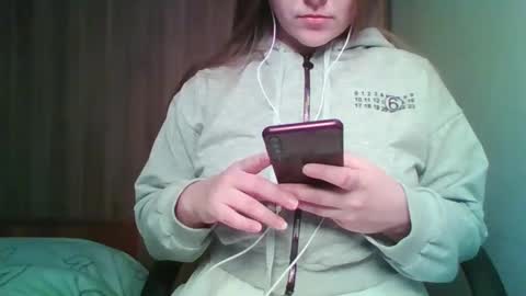 Snapshot of evasapples2026 chatting on May 2026 04:56:02 PM evasapples2026 online show from May 2026 04:56:02 PM