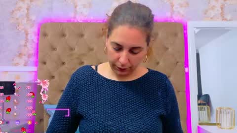 Snapshot of evasinclairr chatting on April 2026 04:26:01 AM evasinclairr online show from April 2026 04:26:01 AM