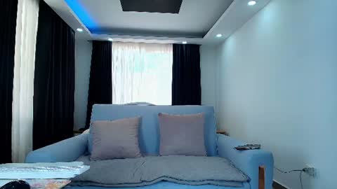 Snapshot of evasweet__ chatting on June 2026 07:16:01 PM EVA LUNA online show from June 2026 07:16:01 PM