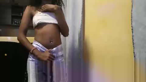 evateaser online show from April 2026 04:46:02 PM