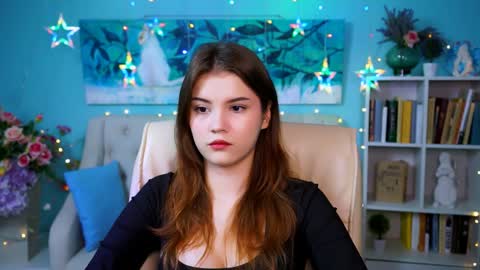 Snapshot of evathopson chatting on December 2024 08:25:02 AM Eva  next stream -  - 1600 UTC2000  online show from December 2024 08:25:02 AM