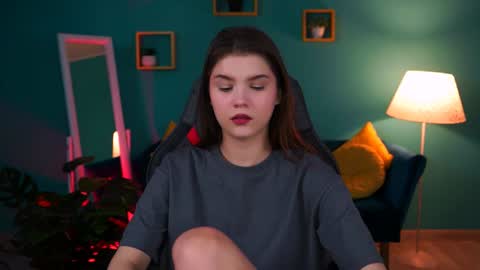 Snapshot of evathopson chatting on January 2025 11:59:01 AM Eva  next stream -  - 1600 UTC2000  online show from January 2025 11:59:01 AM