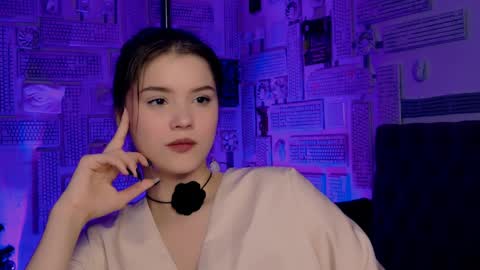 Snapshot of evathopson chatting on February 2025 03:07:01 PM Eva  next stream -  - 1600 UTC2000  online show from February 2025 03:07:01 PM