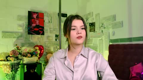 Snapshot of evathopson chatting on March 2025 02:30:02 PM Eva  next stream -  - 1600 UTC2000  online show from March 2025 02:30:02 PM