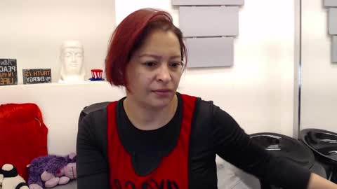 Snapshot of evatwiss chatting on May 2026 12:13:01 PM Eva Twiss online show from May 2026 12:13:01 PM