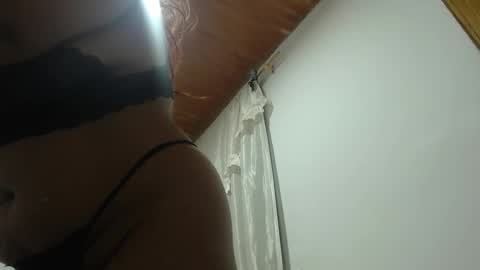 Snapshot of eve_hills chatting on November 2025 09:30:01 AM eve online show from November 2025 09:30:01 AM