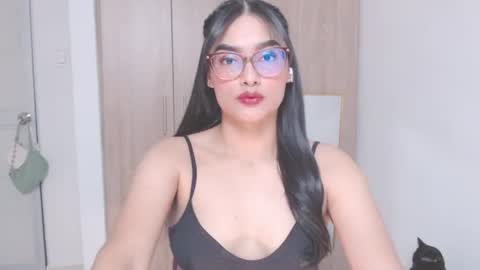 Snapshot of eve_rox18 chatting on July 2026 09:44:01 AM Eve Rox18 online show from July 2026 09:44:01 AM