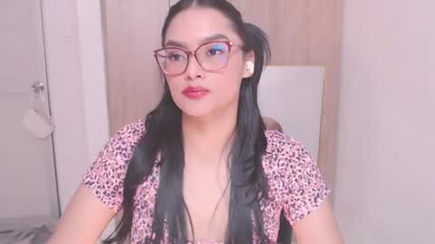 Snapshot of eve_rox18 chatting on July 2026 04:14:02 PM Eve Rox18 online show from July 2026 04:14:02 PM