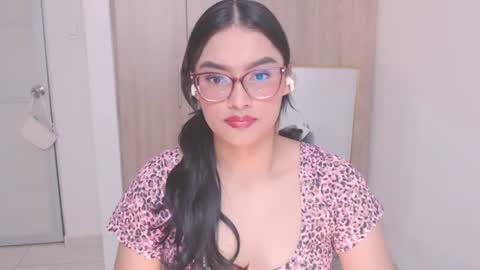 Snapshot of eve_rox18 chatting on July 2026 06:53:02 AM Eve Rox18 online show from July 2026 06:53:02 AM