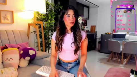 Snapshot of eveekendal_ chatting on October 2025 12:19:01 AM  Eve  online show from October 2025 12:19:01 AM