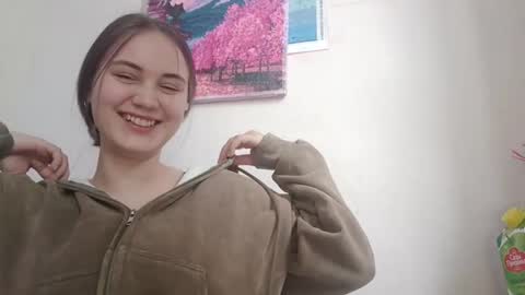 Snapshot of eveliaballiett chatting on February 2026 08:33:02 AM Noor online show from February 2026 08:33:02 AM