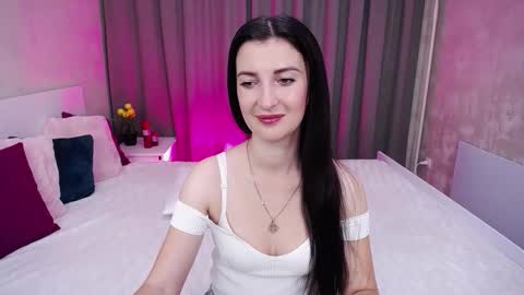 Evelin online show from September 2025 05:07:01 AM