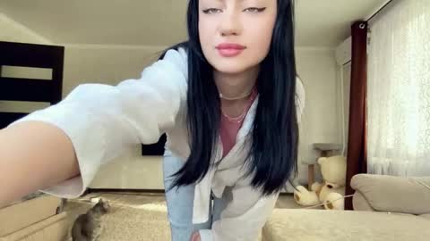 Snapshot of evelinkowski chatting on February 2026 07:04:01 AM Sofia online show from February 2026 07:04:01 AM