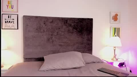 evelyn ebony online show from February 2025 02:54:01 PM