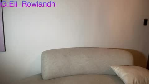 E V E L Y N  online show from April 2026 12:45:02 PM