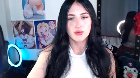 Snapshot of evelyn_sheeran chatting on July 2026 04:36:02 AM Julieta online show from July 2026 04:36:02 AM