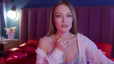 Evelyn online show from February 2026 01:45:01 AM