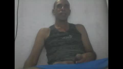 Snapshot of everaldosantos chatting on December 2024 10:37:01 PM everaldosantos online show from December 2024 10:37:01 PM