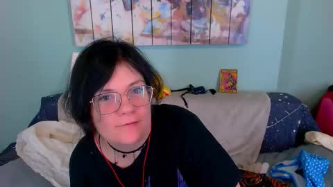 Everly online show from February 2026 04:33:01 PM