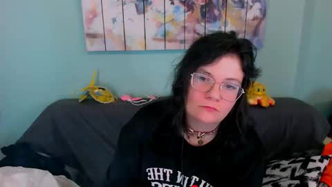 Snapshot of everly_rays chatting on April 2026 06:44:02 PM Everly online show from April 2026 06:44:02 PM