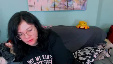 Snapshot of everly_rays chatting on April 2026 10:39:01 AM Everly online show from April 2026 10:39:01 AM